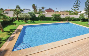 Cozy Apartment In Roquetas De Mar With Wifi